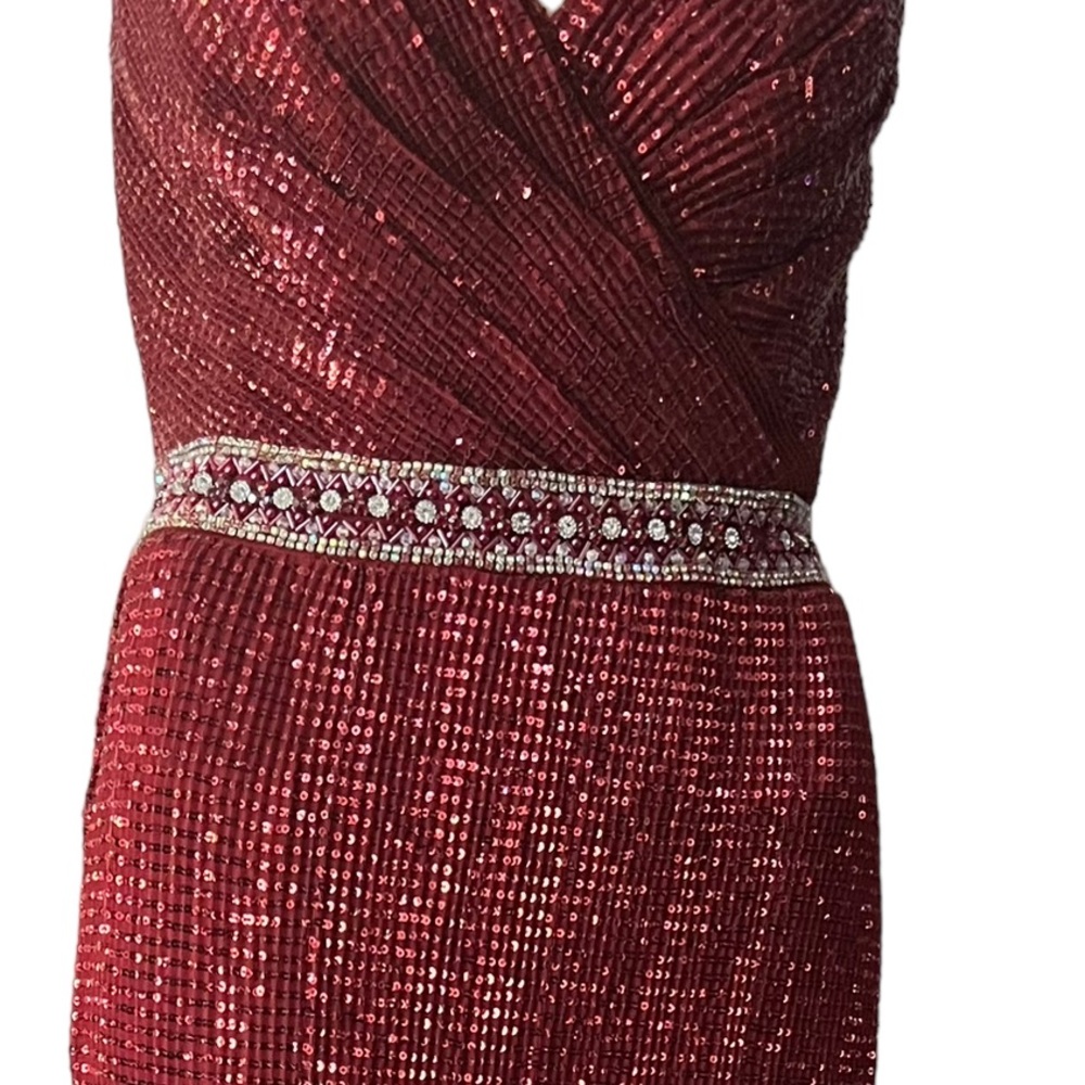 Camille La Vie Red Maxi Sequins Beaded Rhinestone waisted EVENING/Ball Gown - Picture 7 of 7
